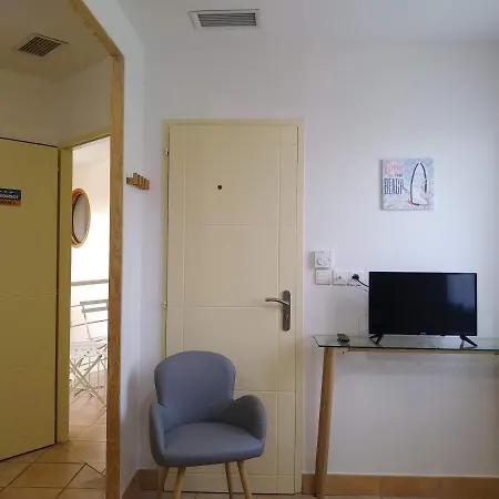 Le Paquebot Nocleg ze śniadaniem Villetelle